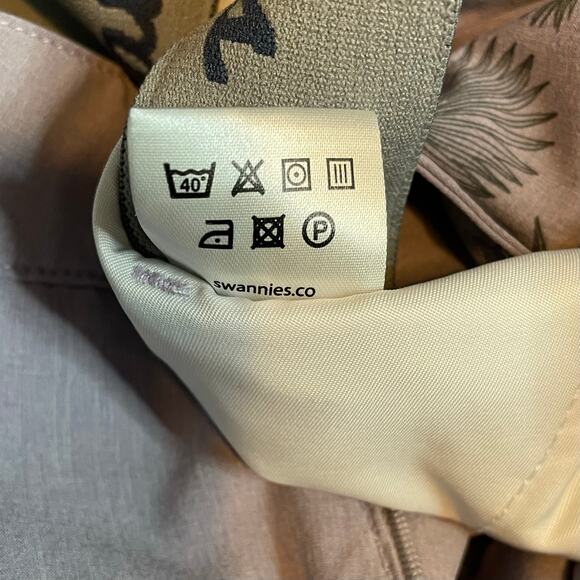 Swannies Performance Stretch Golf Shorts Purple Floral 9 inch Inseam mens 32 - Picture 8 of 8